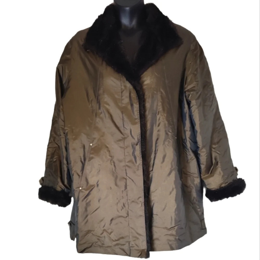 𝅺BEAUTIFUL Regent Park Iridescent Faux Mink Trimmed Coat EUC ❤️ - Picture 2 of 15
